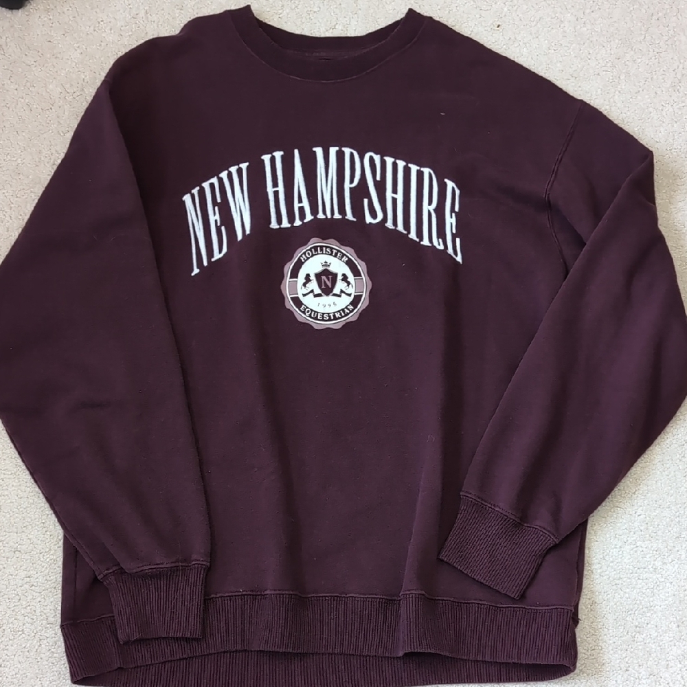Hollister New Hampshire Maroon Sweatershirt
